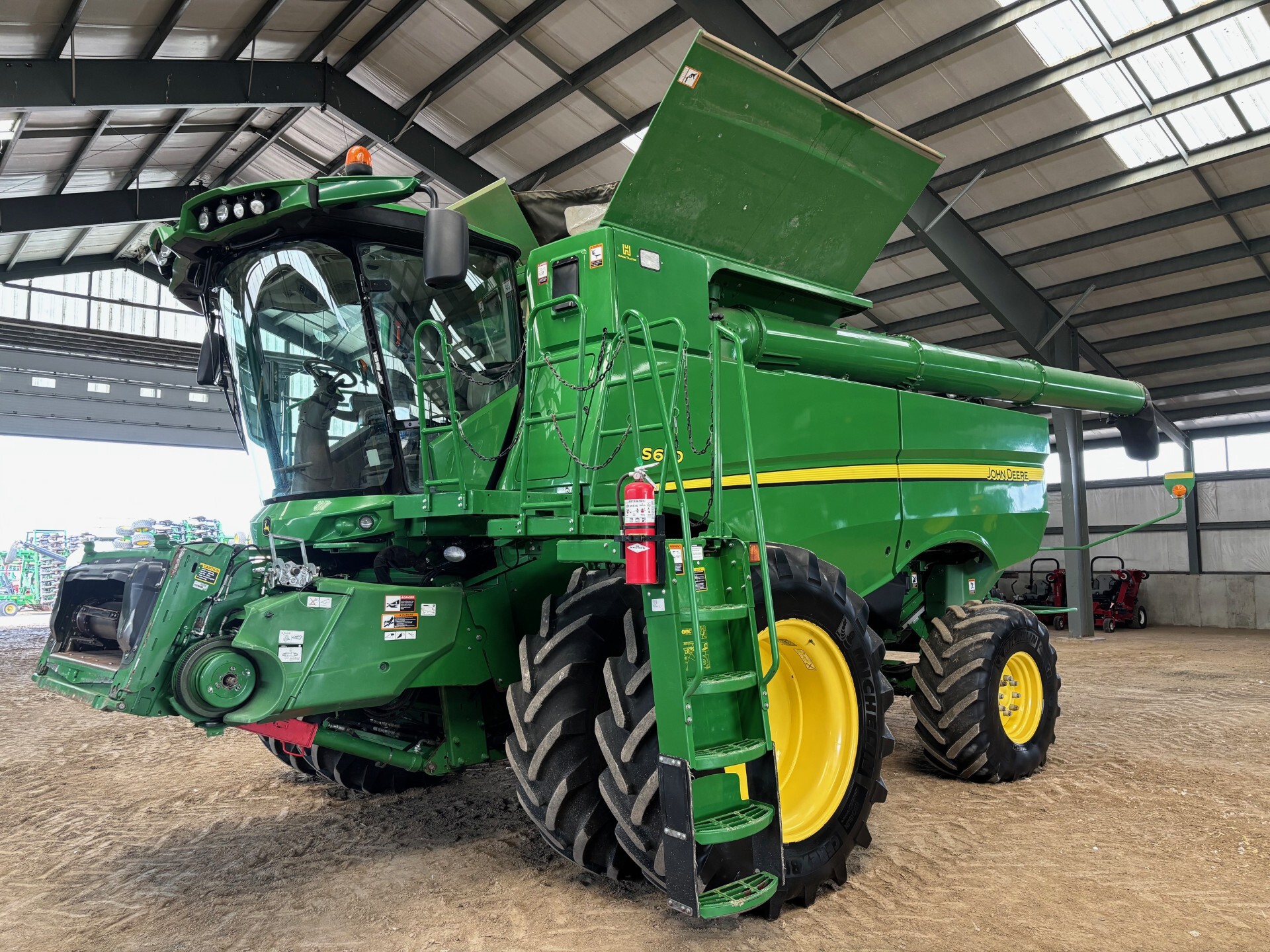 JD S670 (E91447) – $299,900.00