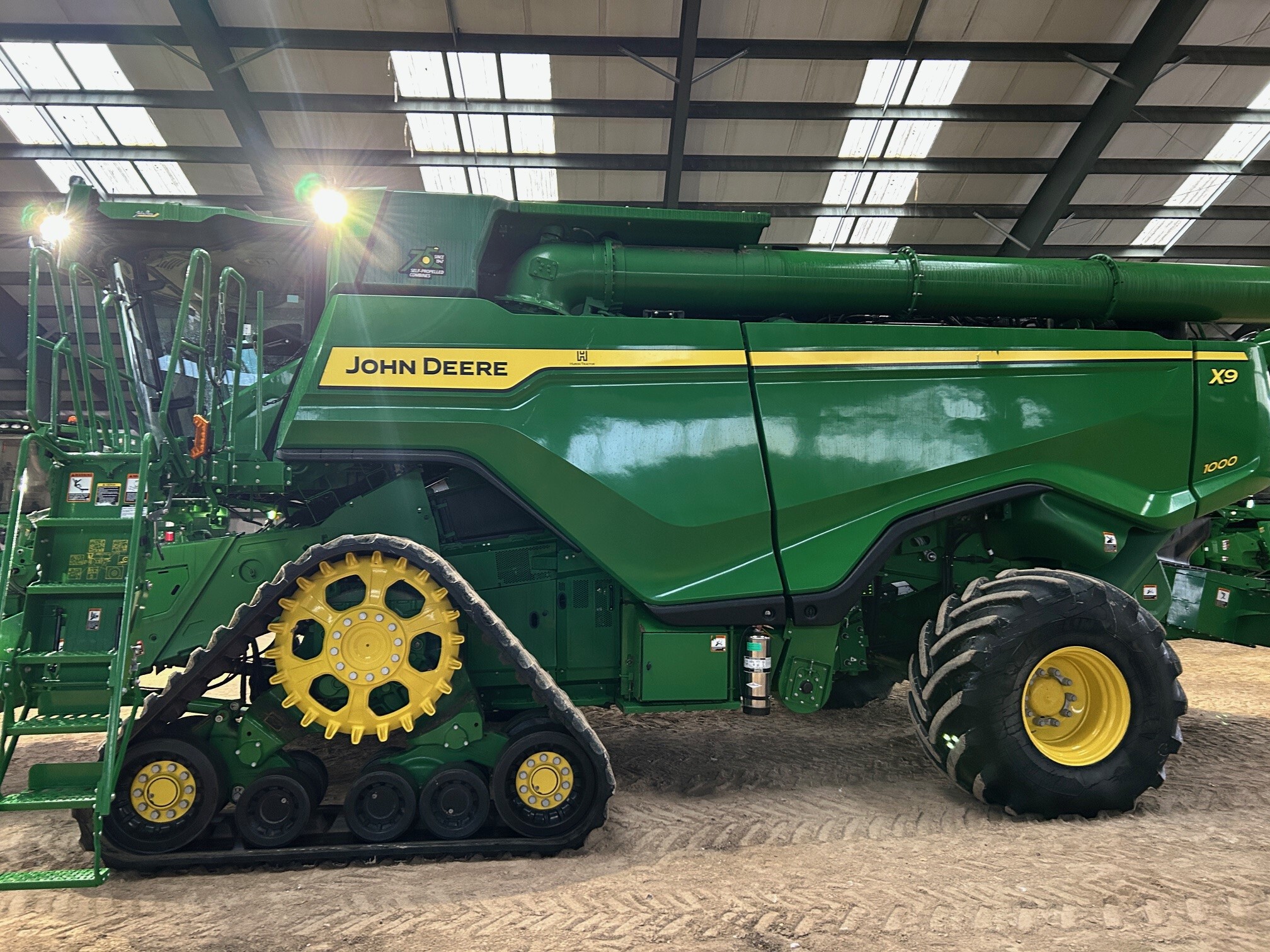 JD X9 1000 (E93029) – $829,990.00