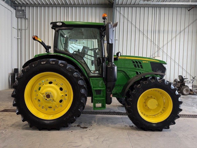 JD 6155R (E94176) – $210,370.00