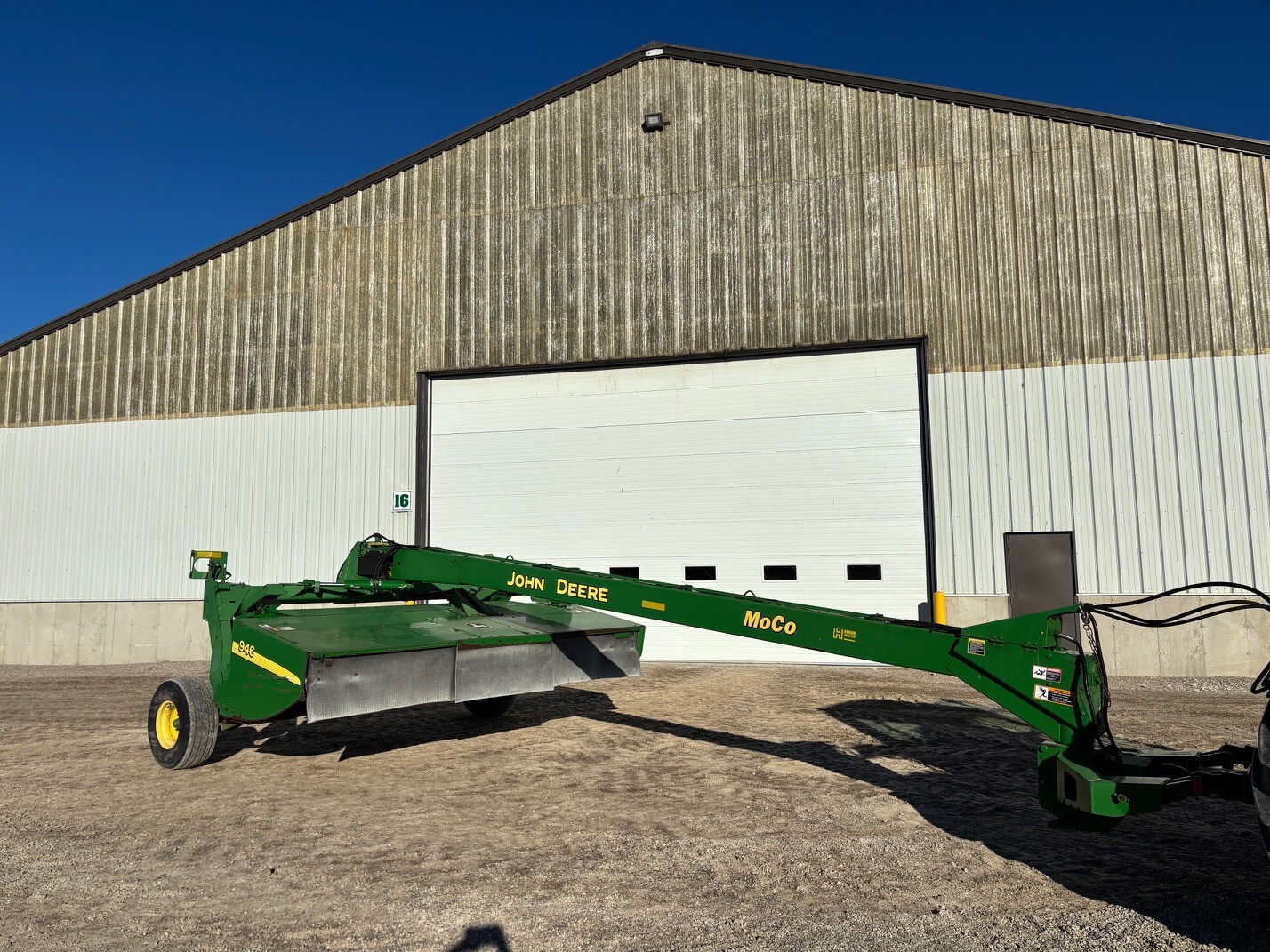 JD 946 – $31,060.00