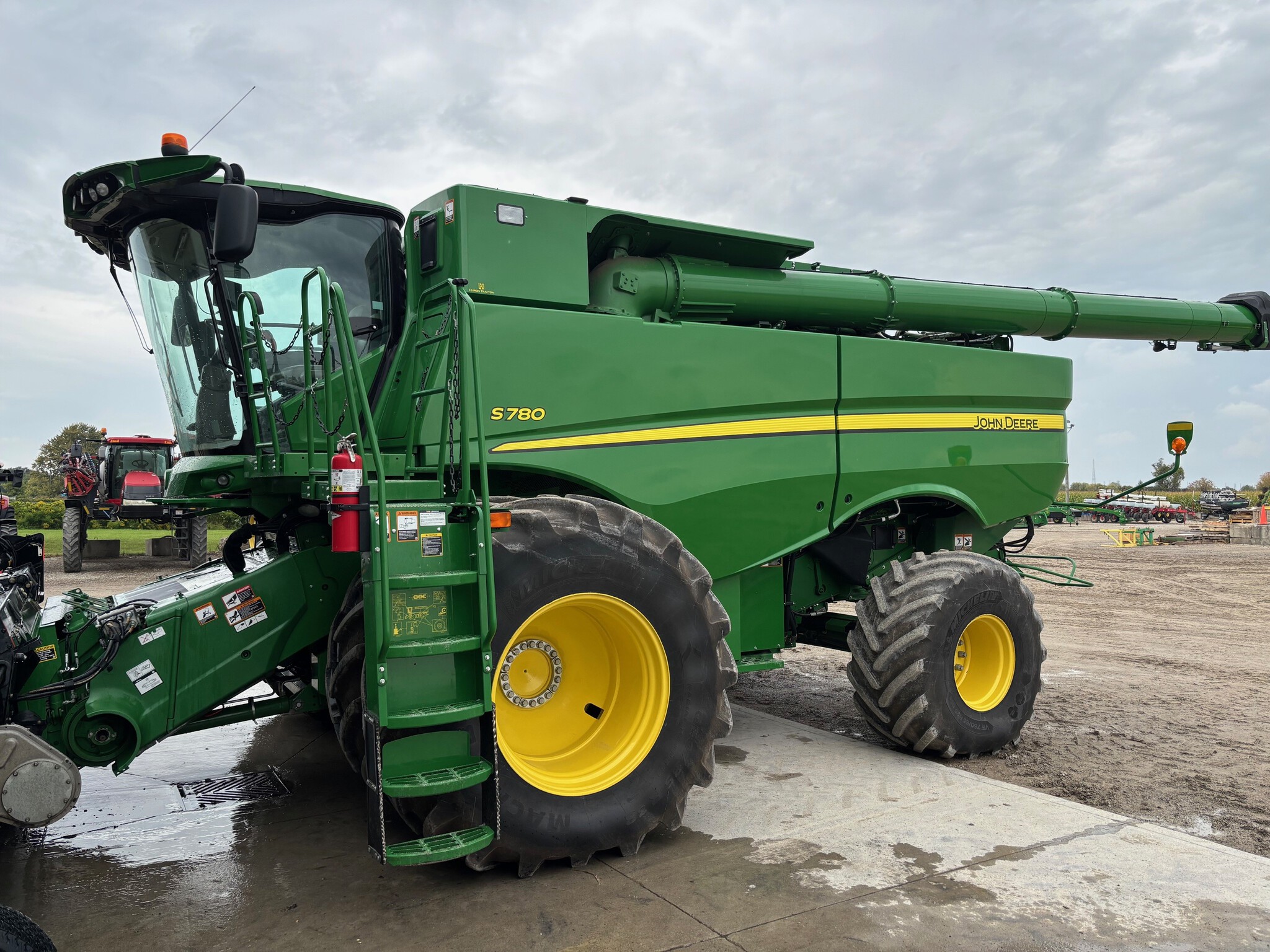 E93566